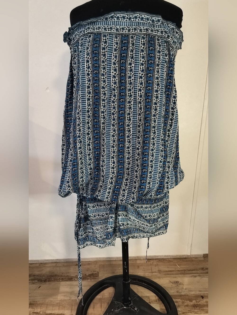 Michelle K Blue Patterned Off-Shoulder Tunic